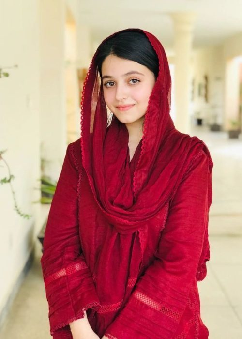 Model escorts karachi